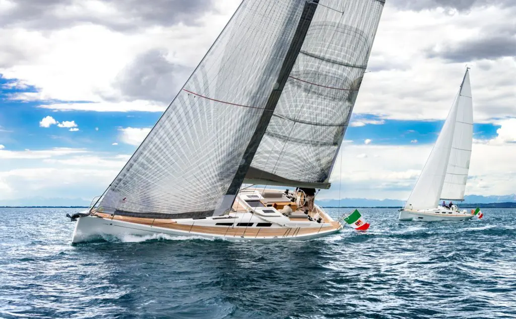 Italia Yachts 15.98.