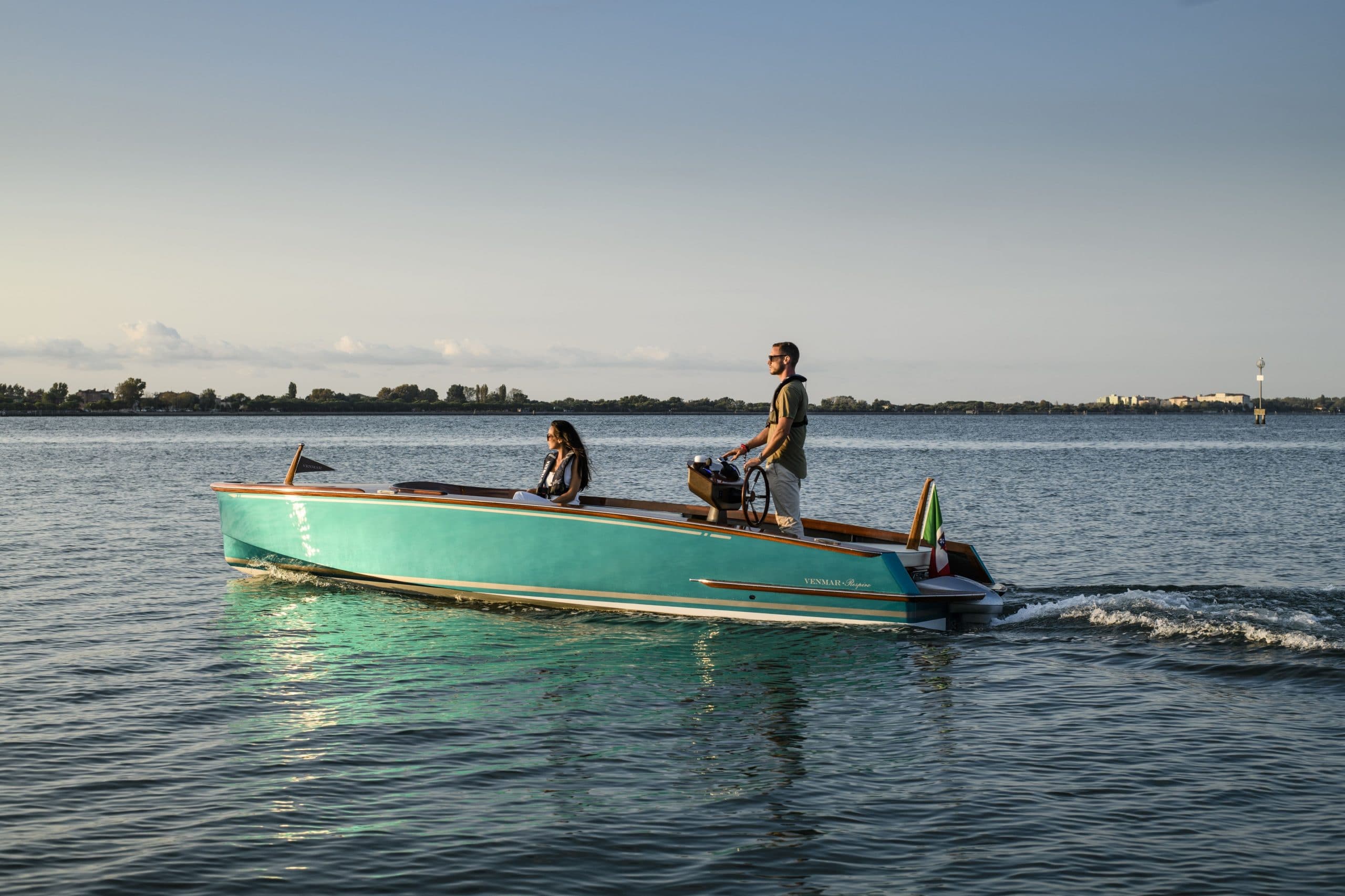 Venmar Respiro con Harmo Yamaha Motor - designed by Cossutti Yacht Designed