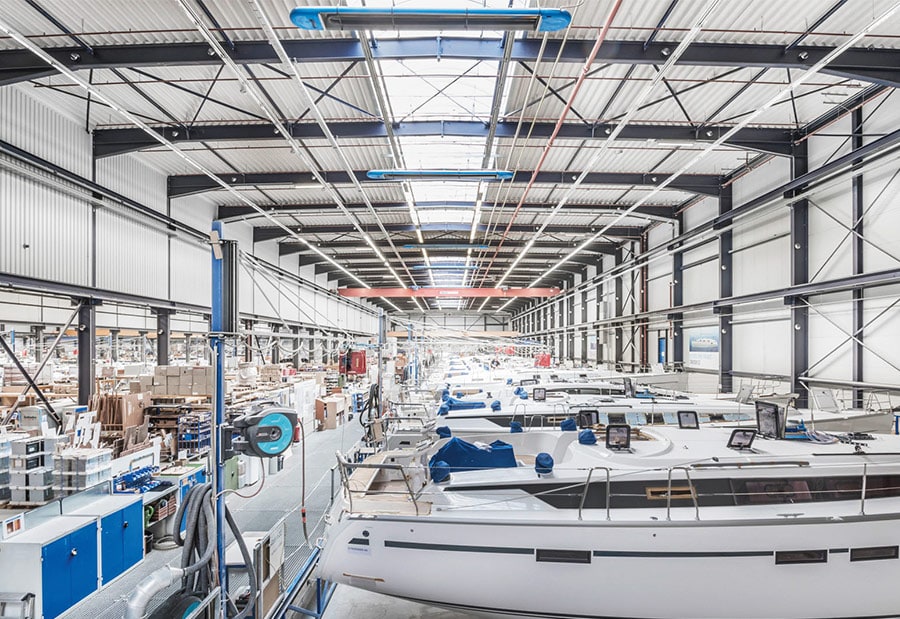 bavaria yachts shipyard